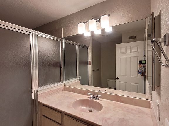3rd image of 5040 Sunridge Palms Dr
