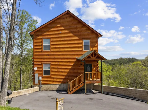 1106 N Trail Dr, Sevierville, TN 37862