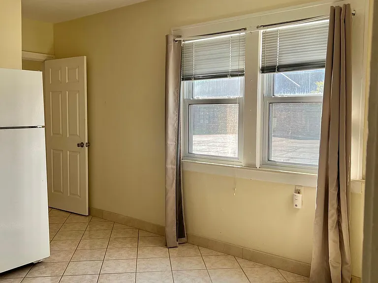 1450 Maryland St — Photo 11