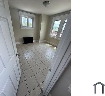 1st image of 5150 Whitaker Ave APT 2