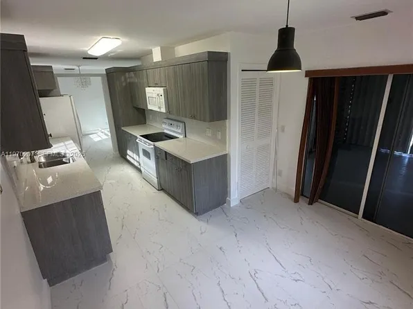 1445 Grant St #A, Hollywood, FL 33020