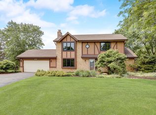 S67W32852 Westgate Ct, Mukwonago, WI 53149