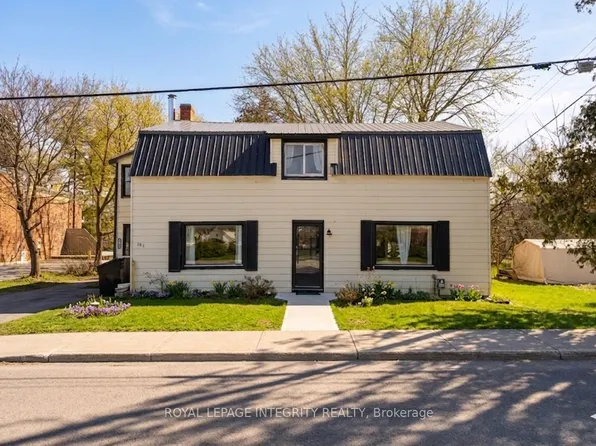 191 Bell St, Arnprior, ON K7S 2R5