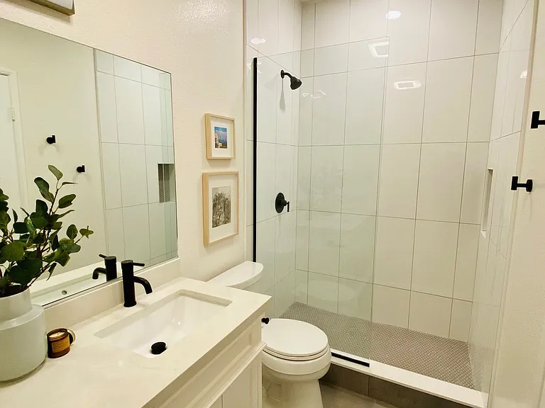 3932 Hamilton St #7 — Photo 4