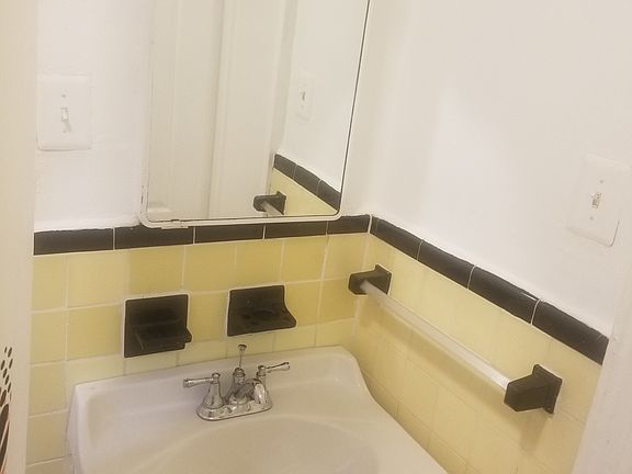 4th image of 275 Linden Blvd APT A10