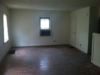 2nd image of 1943 Arlene Ave