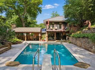 404 W Greenbriar Ln, Dallas, TX 75208