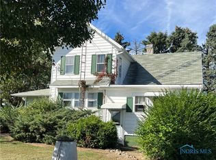 23648 County Rd S, Defiance, OH 43512