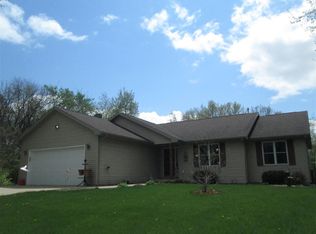 619 Jacobas Rd, Edgerton, WI 53534