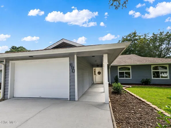 690 Fairway Drive E, Sunset Beach, NC 28468