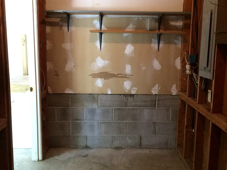 3806 Vickie Dr — Photo 25