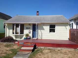 6047 47th Ave SW, Seattle, WA 98136