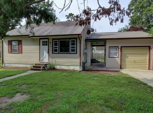 38 Alexander Ave, Villas, NJ 08251