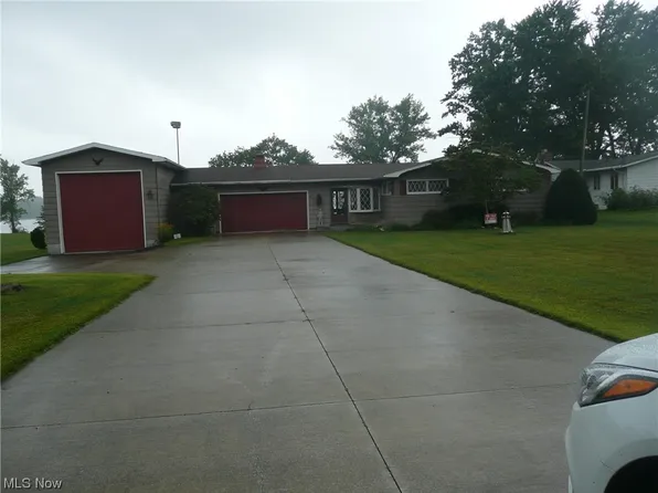 629 Eddy Ln, North Benton, OH 44449