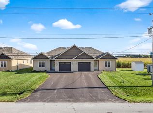 285 Greenwood Dr, Summerside, PE C1N3Y1