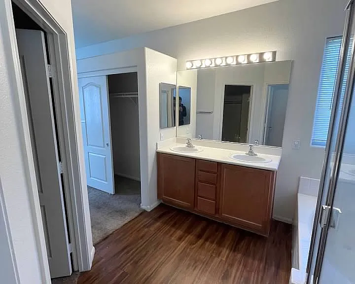 731 Emerald Idol Pl — Photo 67