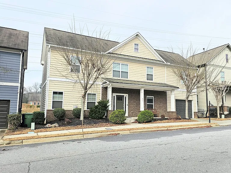 821 Westmoreland Cir NW — Photo 36