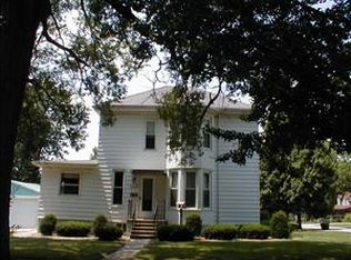 108 N Harrison St, Colfax, IL 61728