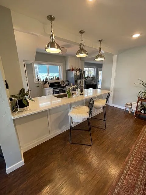 3 bed, 1737 sqft, $2,800 — Photo 4