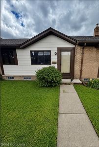 8401 Eighteen Mile Rd #238, Sterling Heights, MI, 48313