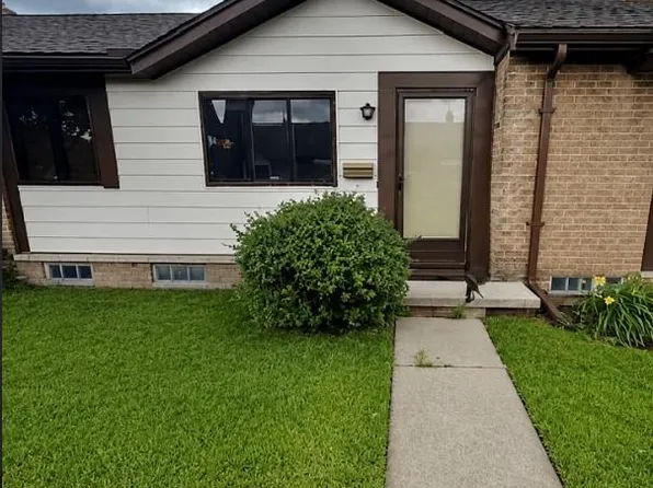 8401 Eighteen Mile Rd #238, Sterling Heights, MI 48313