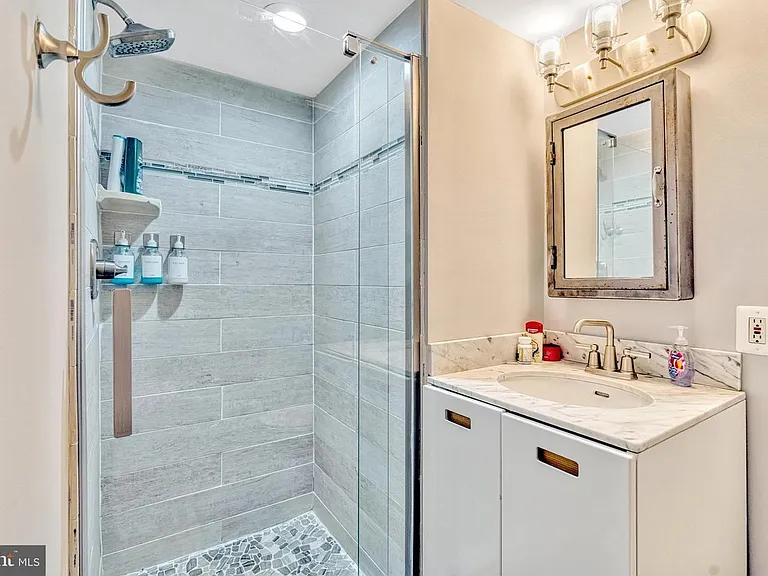7847 Enola St #7847 — Photo 20