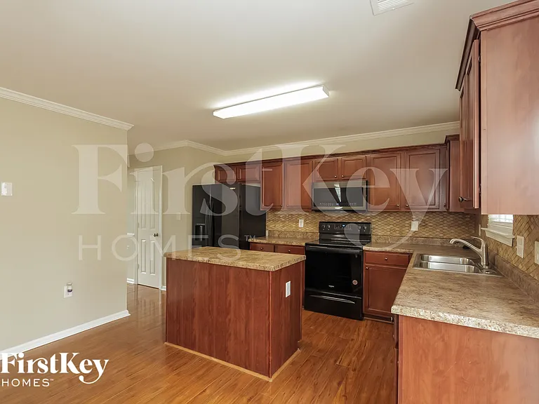 4538 Austin Dekota Dr — Photo 7