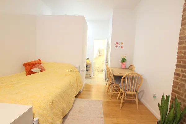 Rented by Corcoran | media 27