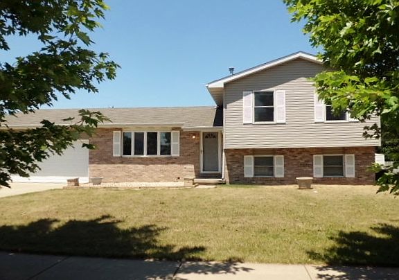 3rd image of 6606 Ravenwood Ave