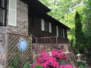 248 Haywood Knolls Dr, Hendersonville, NC 28791