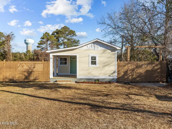 208 Dorcas Drive, Morehead City, NC 28557