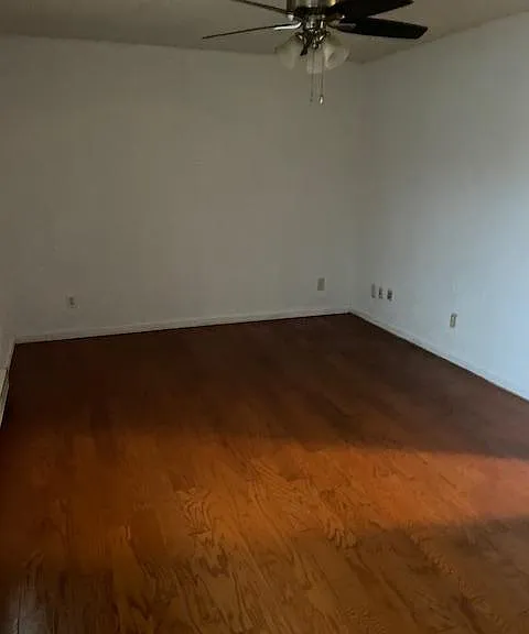 7558 Hazelcrest Dr — Photo 21
