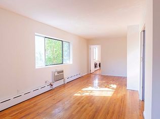 25-06 47th St #2T, Astoria, NY 11103