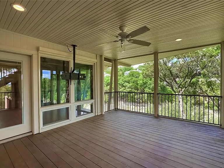 718 Bermuda — Photo 35