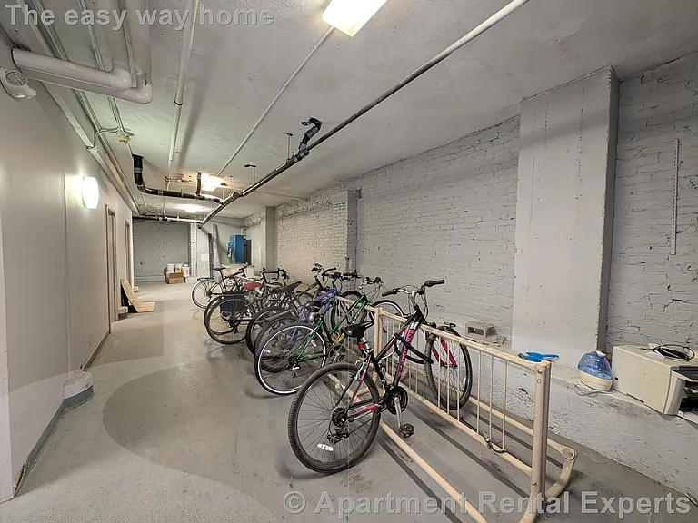 15 Pearl St #11 — Photo 6
