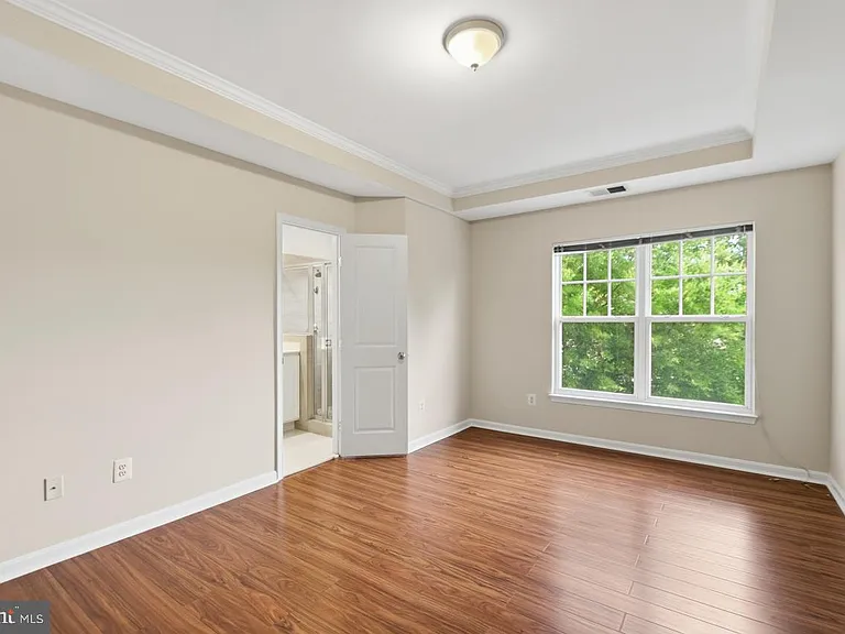 8108 Dove Cottage Ct — Photo 30