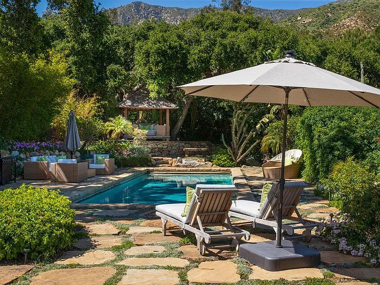 830 Buena Vista Dr — Photo 38