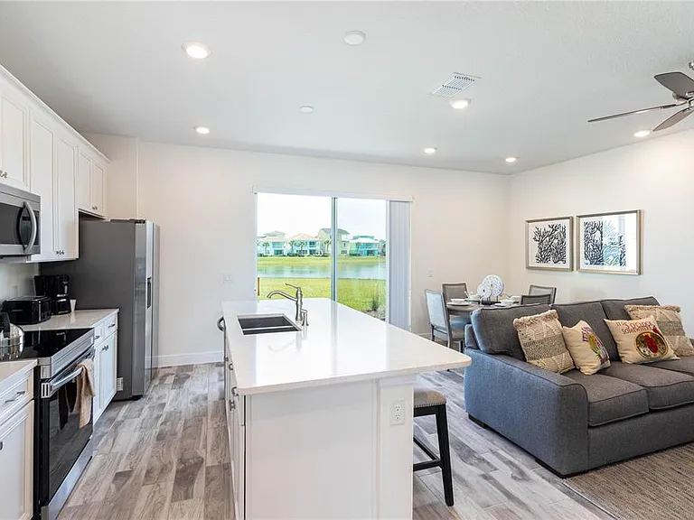 3025 Caribbean Soul Dr — Photo 4