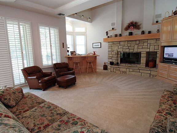 2nd image of 5566 Little Fawn Ct