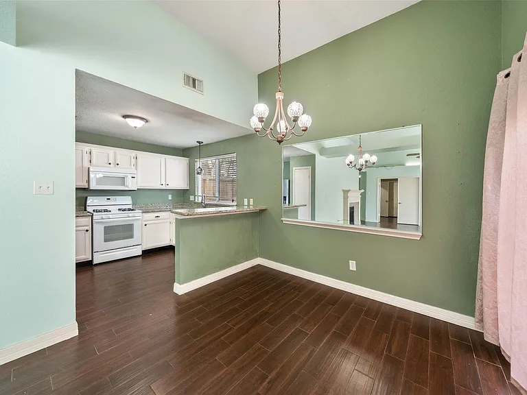16170 Golden Sands Dr — Photo 9
