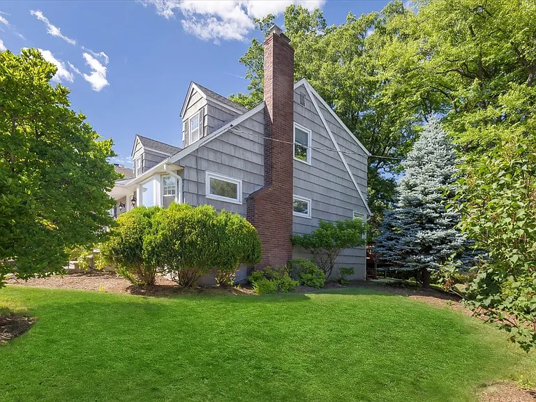 101 Pershing Rd — Photo 30
