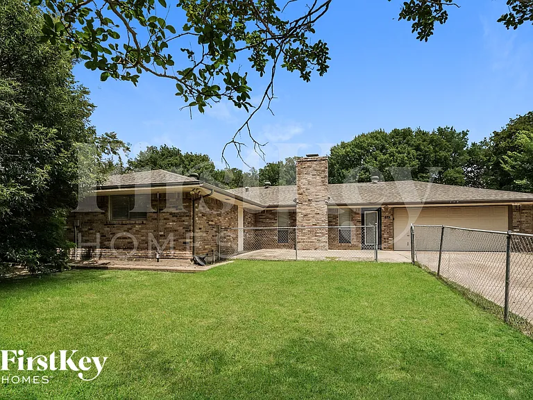 419 Buckingham Pl — Photo 18