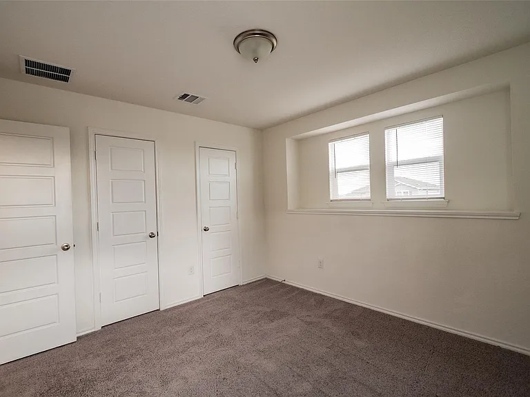 6412 Carriage Pines Dr — Photo 15