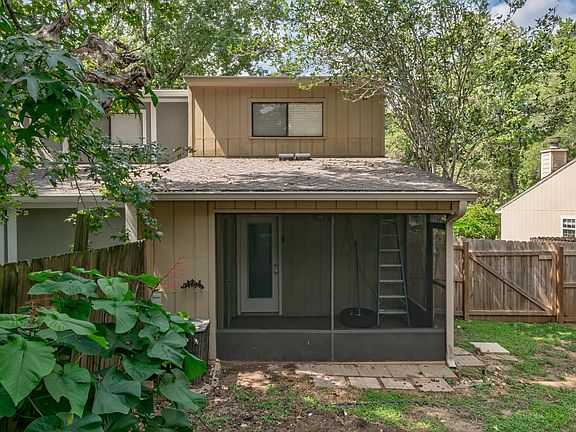4th image of 181 Whetherbine Way W