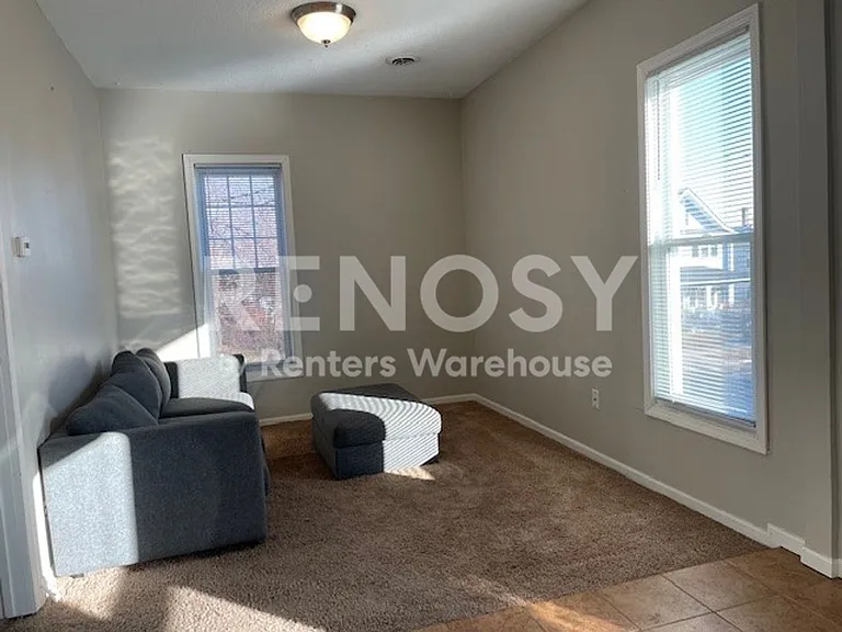 708 Randolph Ave #2 — Photo 5