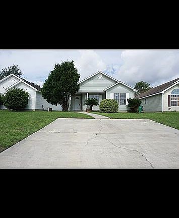 3rd image of 3000 Tara Dr