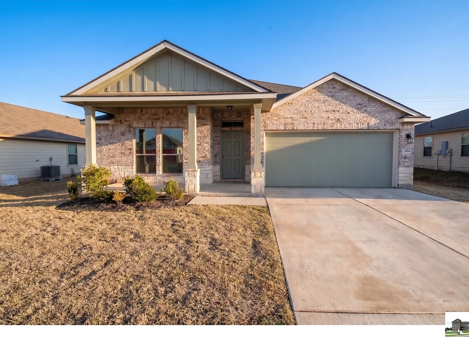 4 bed, 2.0 bath, 1629 sqft, $1,650 — Photo 1