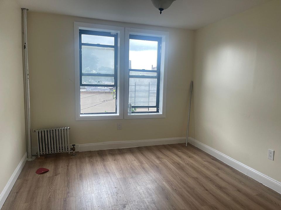 2nd image of 686 E 234th St APT C2