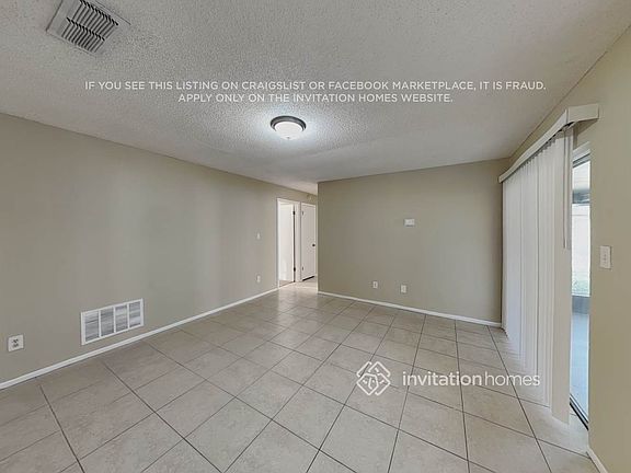 5th image of 1542 Canterbury Cir