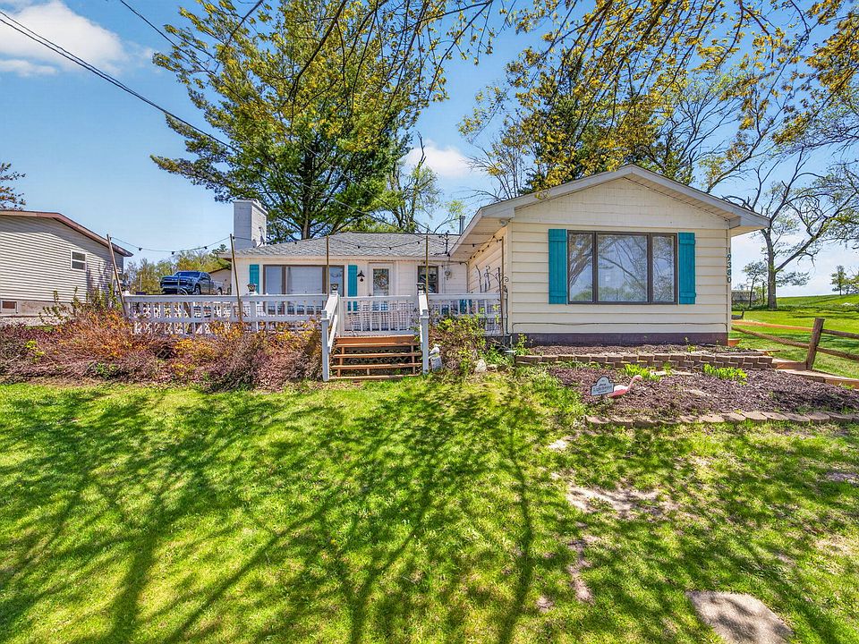 1st image of 19380 E Chippewa Dr